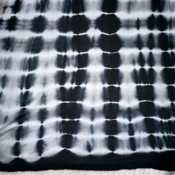 Sweet Romeo, cold shoulder, three-quarter sleeve, tie-dye rayon, spandex sz S - Picture 5 of 10